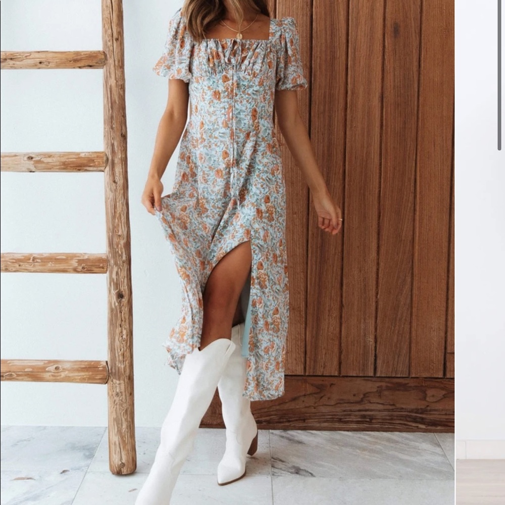 Petal & Pup - Gelasius Dress Blue - size 4/small - NEVER WORN